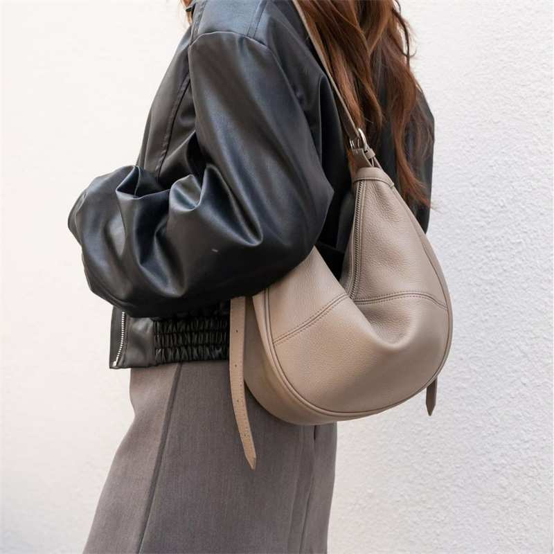 Women'S Bags For Work - حقيبة هوبو من الجلد الطبيعي من