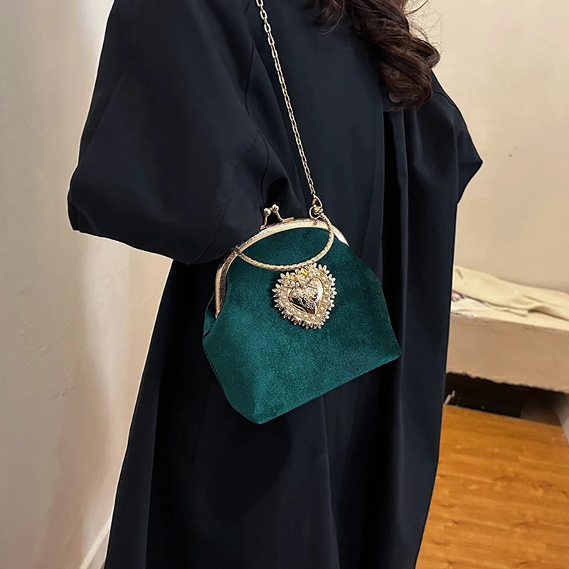 Women Bags Discount - سلاسل المخملية الإطار القلب عشاء حقائب