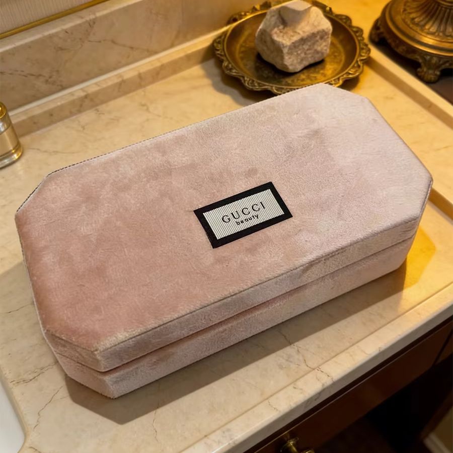 حقيبة غوتشي غوتشي المخملية ذات - مراجعة Women Bags Gucci وسعره